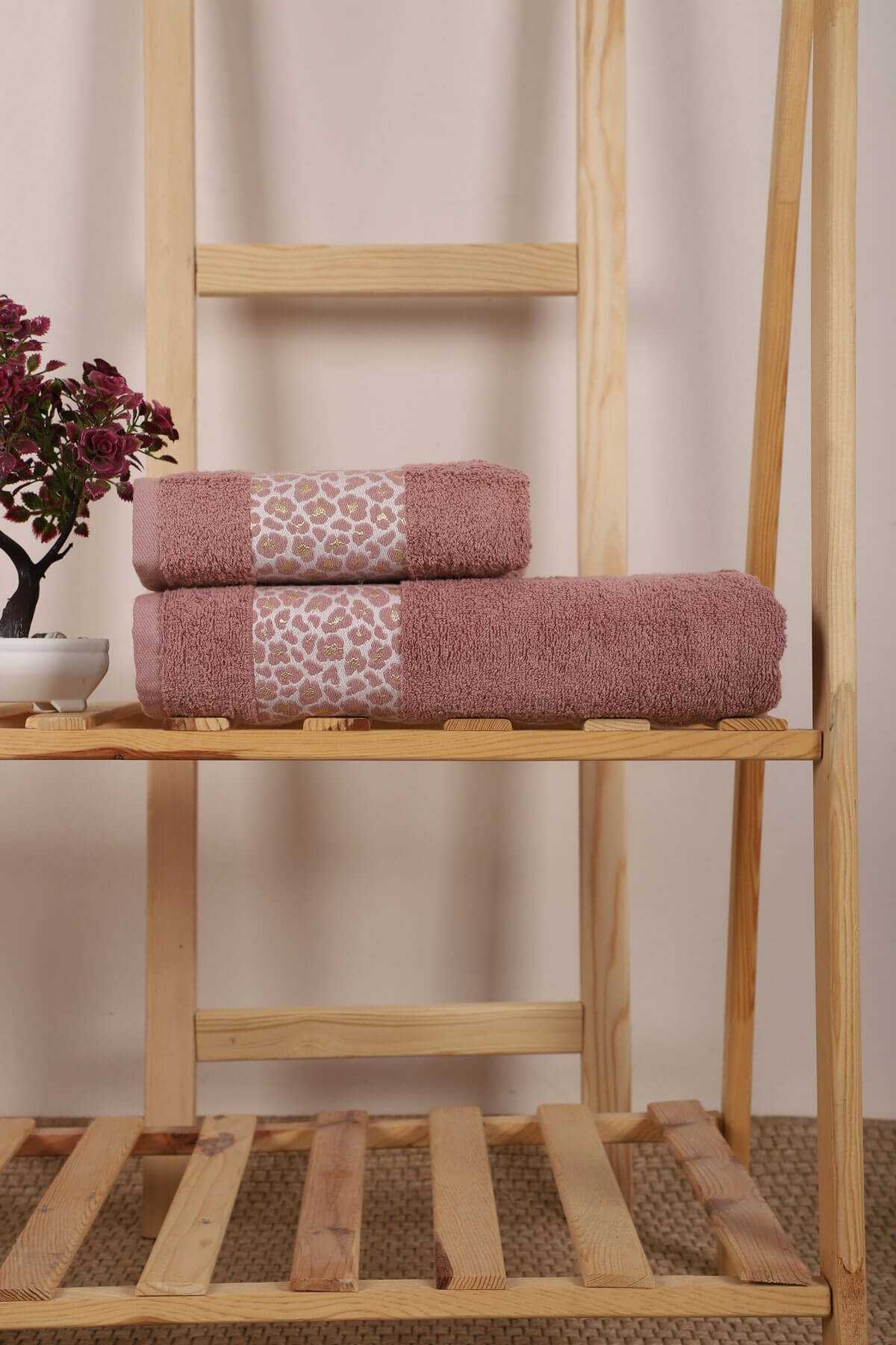 2 Parça %100 Pamuklu Banyo Havlu Seti Leopar Desen Mürdüm resmi