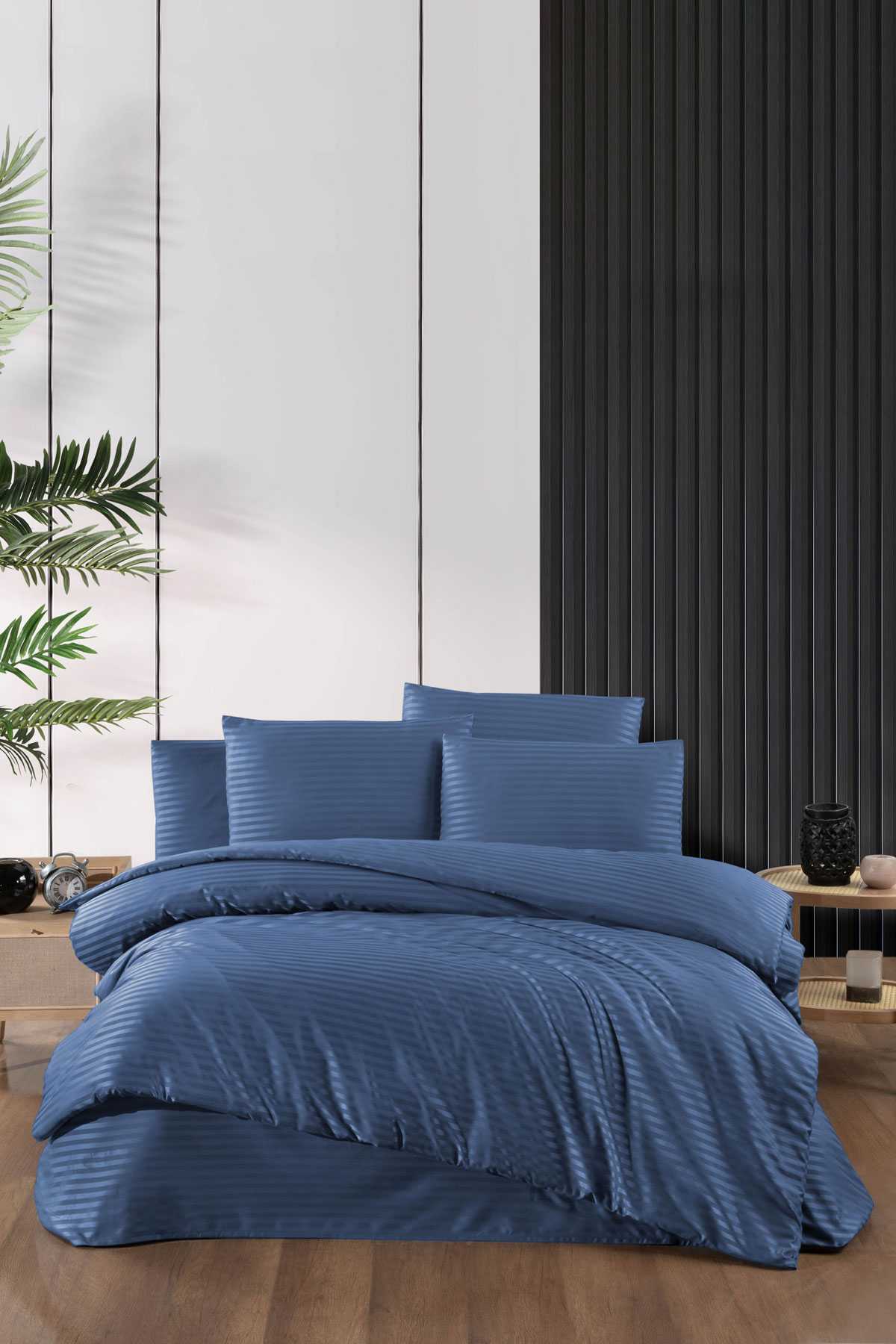 Stripe Saten Line Çift Kişilik Nevresim Takımı  İndigo resmi