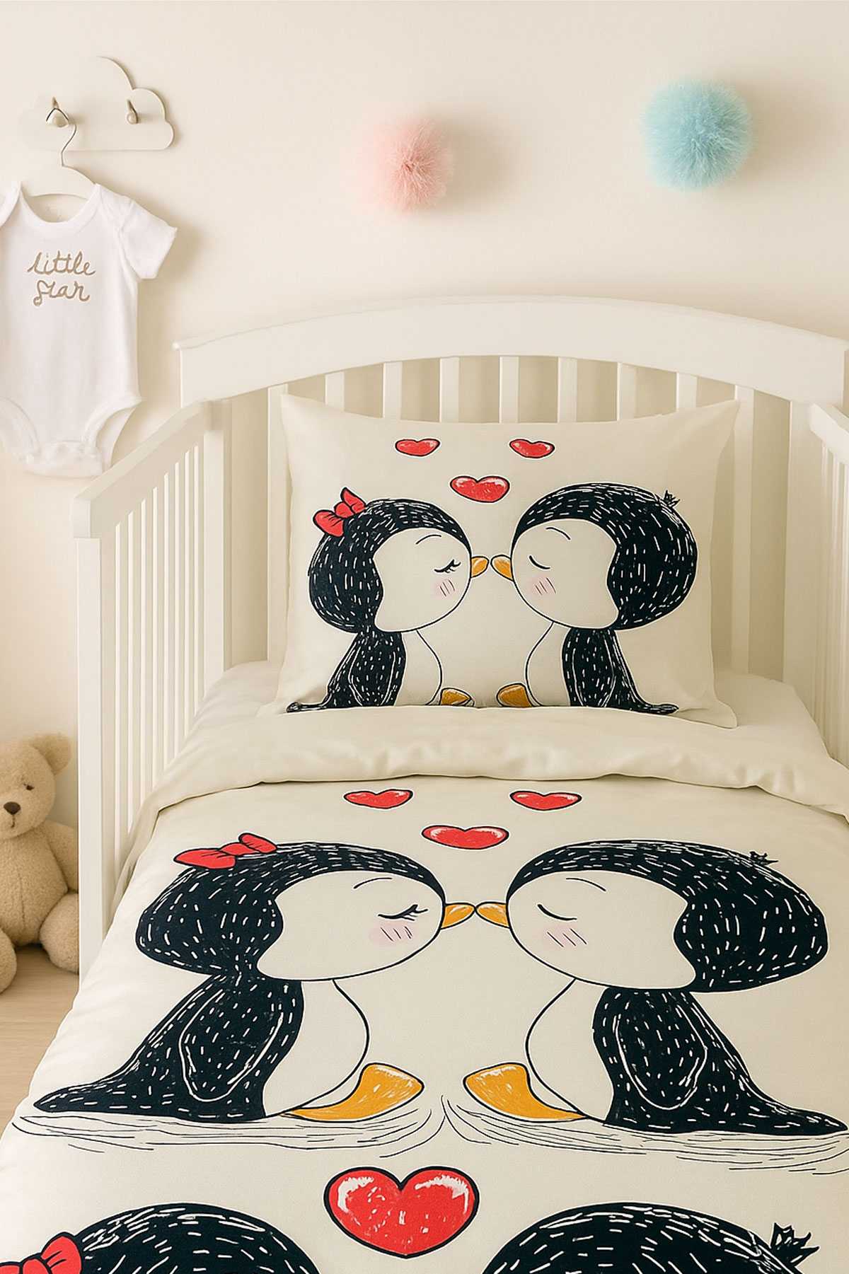 Yenidoğan Kız Bebek Nevresim Takımı %100 Pamuklu Penguen resmi