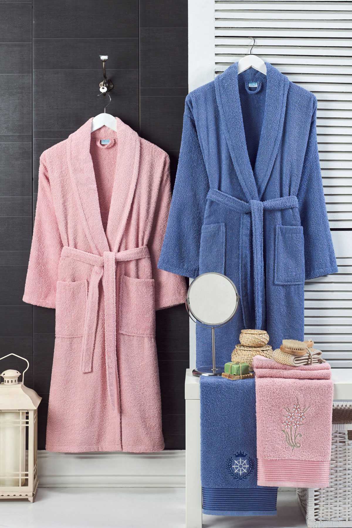 4 Parça Aile Bornoz Seti Kadın Erkek Havlulu Bornoz Takımı Lacivert Pembe resmi